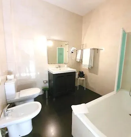 Apartment King House *